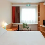 莱里亚法蒂玛宜必思酒店 2*