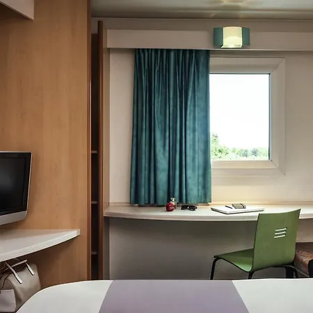 Отель Ibis Fatima 2*